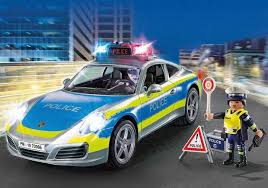 De politie zorgt niet alleen voor rust, veiligheid en orde, maar ook in andere gevallen. Playmobil Porsche 911 Carrera 4s Politie 70066 Jetzt 39 99 20 Rabatt