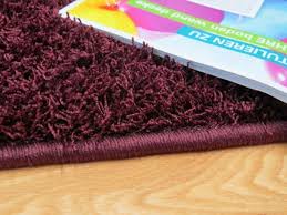 Maßgeschneiderter teppichein hochflor teppich oder gewöhnlicher teppich kann nach maß angefertigt werden. Bodenfachmarkt Hermanns Beste Qualitat Und Verlegung Nahe Dusseldorf Hochflor Teppich Esprit Aubergine Nach Mass
