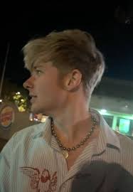 Jennifer Stankiewicz (deziree828)