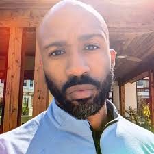 Influencer Hayden Hopkins was rumored to be pregnant with the child of  69-year-old Raiders owner Mark Davis — but the father is actually Joey  Gallo. (TMZ)