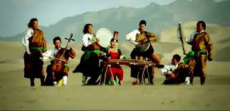 The story of the weeping camel is a 2003 german docudrama distributed by thinkfilm. Gobi By Boerte Mongolian Music Video Dharma Records