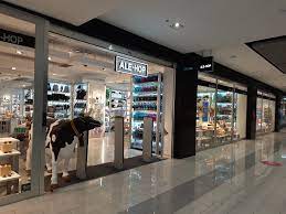 There are already a total of 30 airports accredited by airport health accreditation (aha): Ale Hop Finestrat Invests In The New Design Of Its Shop In La Marina La Marina Shopping Centre Finestrat Alicante Benidorm Alicante