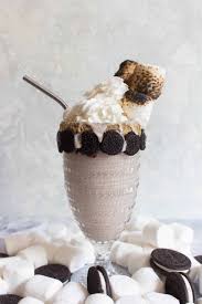 01 freaky awesome 02 factory 03 lab 04 stoves 05 freezers 06 organism 07 entrails 08 basement 09 bonus. Toasted Marshmallow And Oreo Milkshake Freak Shake Carmy Run Eat Travel