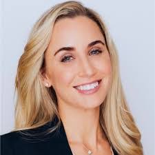 Katherine Schlueter's Instagram, Twitter & Facebook