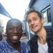 British nigerian actor who played the role of georges rutaganda in the 2004 film hotel rwanda. New Photo Of Alexander Skarsgard And Fellow Actor Hakeem Kae Kazim After A Day Of Filming Godzilla Vs Kong In Australia Today Hakeem