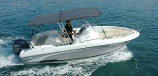 Location Bateaux Beneteau Flyer 650 Open A Nice 06000 Et Saint Laurent Du Var Sur La Cote D Azur Location Bateau Iles De Lerins Theoule Sur Mer