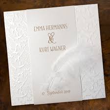 Weisse Einladungskarten Zur Hochzeit Mit Feder Hochzeitseinladung Einladungskarten Hochzeit Einladungen