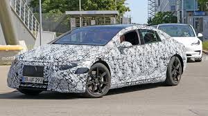 We learned that it'd travel approximately 435 miles on a full charge, according to the wltp. Mercedes Benz Eqs Ev Rides With The Tesla Model S And Model 3