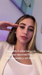 Mariam Olivera Bailando En Vestido Blanco