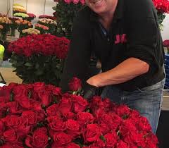 To dry them, simply hang them upside down, preferably in a warm. Preserved Red Roses What Are Some Creative Ways To Achieve That On Valentine S Day Eagle Link Flowers