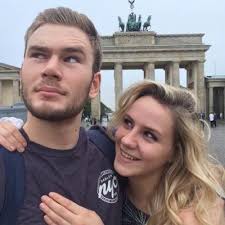 Cameron Waller (@CameronWaller)