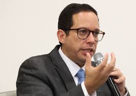 Entre 7,000 a 8,000 servidores serían “impactados” con plan racionalización  del gobierno