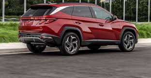 Hyundai has done an outstanding job of dragging itself away from being a cheap econo. 2022 Hyundai Tucson Raises Compact Cuv Segment Bar Again Wardsauto