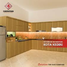 Anda harus bisa menentukan model lemari dapur yang sesuai dengan konsep awal rumah minimalis anda tersebut. Menerapkan Kitchen Set Untuk Dapur Idaman Di Tidore