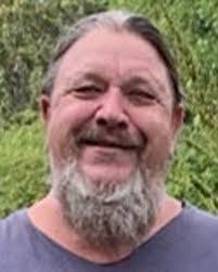 Nellie Dennis's Instagram, Twitter & Facebook