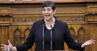 Klára dobrev, a hungarian mep of the opposition democratic coalition, has said the european parliament may pass legislation to introduce. Dobrev Klara Haborus Politika Amit Orban Folytat Ez A Lenyeg