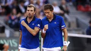 Find the perfect julien benneteau stock photos and editorial news pictures from getty images. Coupe Davis Revivez La Victoire De Julien Benneteau Et Nicolas Mahut Face Aux Espagnols 6 0 6 4 7 6