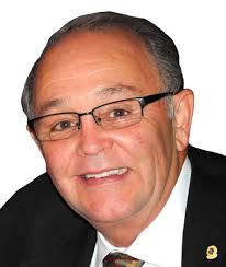 Alberto Montes De Oca, Past District Governor District 4-L2