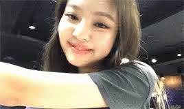 While the blackpink girls are always interacting with their. Jennie Cute Gif Jennie Cute Black Pink Discover Share Gifs