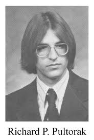 A new look at Avatar: Fire and Ash introduces Peylak — a brand-new  character played by Harry Potter star David Thewlis.