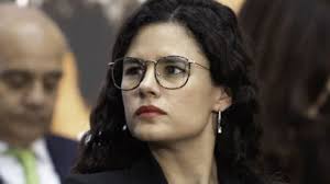 Luisa María Alcalde: Ningún poder puede estar por encima de otro