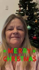 Good Morning and Merry Christmas. I would liked to wish everyone a  wonderful Christmas, drink,🍷 eat and be merry. I hope you all enjoy time  with family and friends. Have the best day #wendyfenn ...