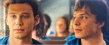 I knew Lyle Menendez was a lunatic when he made the sound guy play Milli  Vanilli at his mama funeral 😭