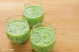 Umroh.com merangkum, es cendol yang manis ini bakal makin nikmat dengan sensasi dingin yang dapat menghilangkan dahaga setelah berpuasa seharian penuh. Buko Pandan Simply Bakings