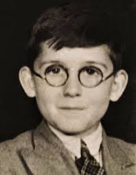 Sir Roy Strong: If the air-raid sirens sounded we would knock