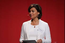 Bei maischberger ging es um die eleganz in merkels machtverlust. Sandra Maischberger S New Haircut Updated April 2021
