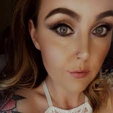 Amy Yuhas's Instagram, Twitter & Facebook