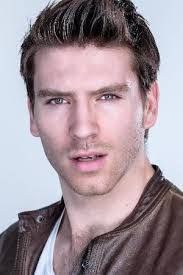 Stephen Coe's Instagram, Twitter & Facebook