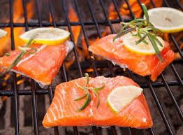 Saumon Marine Au Citron Cuit Au Barbecue Saumon Marine Cuisine A La Plancha Saumon