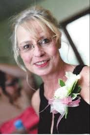 Cindy Meade's Instagram, Twitter & Facebook