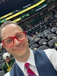 Serena Brewster's Instagram, Twitter & Facebook