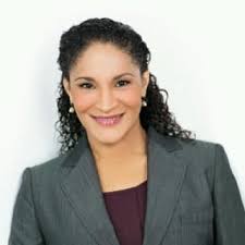 Carmen Holmes's Instagram, Twitter & Facebook