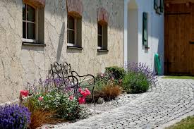 Der großteil der brandenburger menschen sind religionslos. Garten An Einem Bauerlichen Landhaus Hans Kern Garten Landschaftsbau