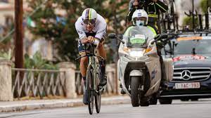 2020 giro winner tao geoghegan poses in front of. Giro D Italia 2020 Stage 1 As It Happened Eurosport