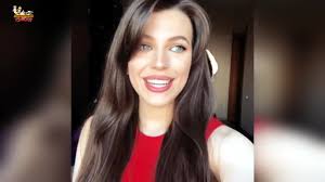 Huge cumshot on perfect tits - creamy delight