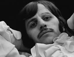 O Baú do Edu: O DIA QUE RINGO DEIXOU OS BEATLES