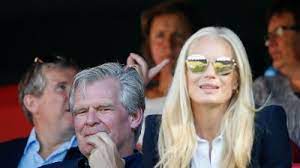 People interested in celina midelfart also searched for. Celina Midelfart Stocks Smell Of 280 Million Celina Midelfart