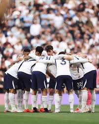 Tottenham Hotspur Head to Spain for Training Amid League Struggles
