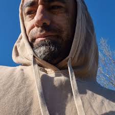 2 sets and 2 surfs today, the way my maths works that equated to 100 push  ups😅 final days for #bluespetember #pushforprostatecancer link in my bio  to donate if you can. Lova y'all and thank you again ...