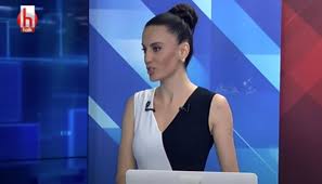 Halk tv yayın konseyi'ndeki isimler belli oldu. Fatma Karaagac In Halk Tv Den Ayrilmasi