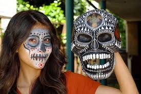 Dag van de doden Traditionele Mexicaanse masker maken klasse 2025