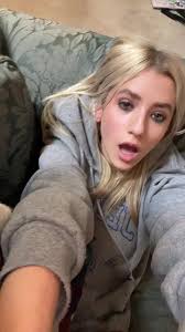 SOPHIA SCHULER (@sophshopping)