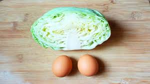 Sajikan resep nasi gila yang enak dan bikin kenyang ini untuk makan malam! Simple Dan Praktis Telur Dan Sayur Kol Cocok Banget Untuk Sarapan Pagi Anak Kos Omelet Sayur Cabbage Vegetables Simple