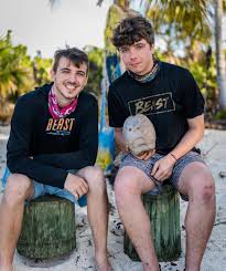 In addition, his youtube channel mrbeast has over 25.4 million subscribers. 90 2k Likes 1 484 Comments Karl Jacobs Karljacobs On Instagram Last To Leave Island This Was T Karl Jacobs Karl Jacobs And Chris Karl Jacobs Mr Beast