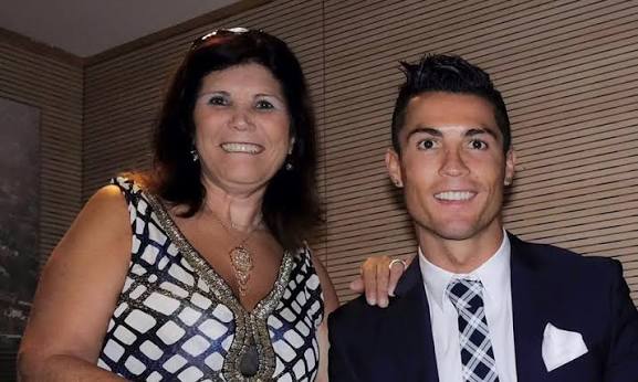 Cristiano - Mom I wish you a beautiful International Women's Day ❤👸🏼😘