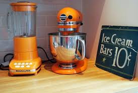 Oranges Kitchen Decor Splash Your Cooking Mood With Orange Kitchen Accessories Orange Kitchen Orange Kitchen Decor Kitchen Accessories